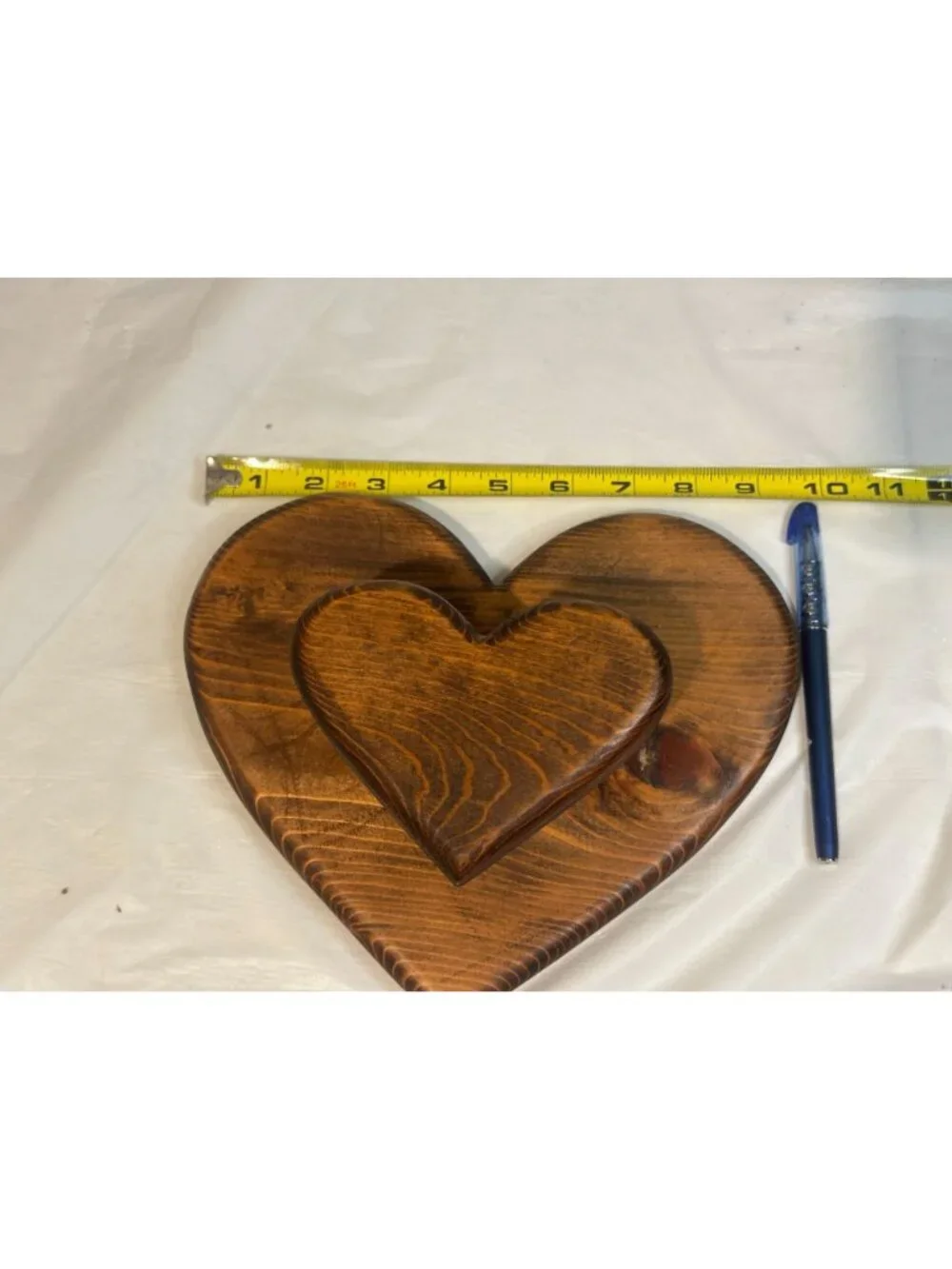 Handcrafted Wooden Heart-Shaped Double-Tiered Quilt Display Rustic Brown Finish